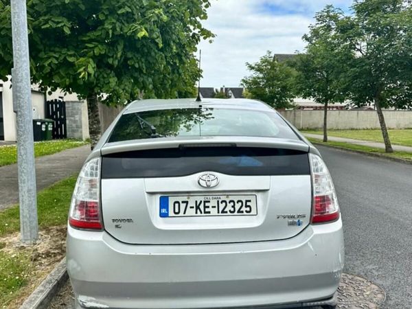 Toyota Prius Hatchback, Petrol Hybrid, 2007, Silver