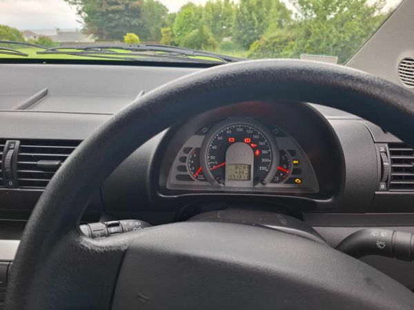Volkswagen Fox Hatchback, Petrol, 2008, Black