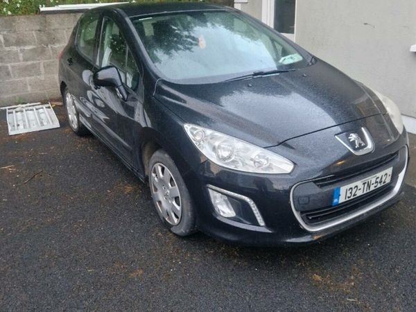 Peugeot 308 Hatchback, Diesel, 2013, Black