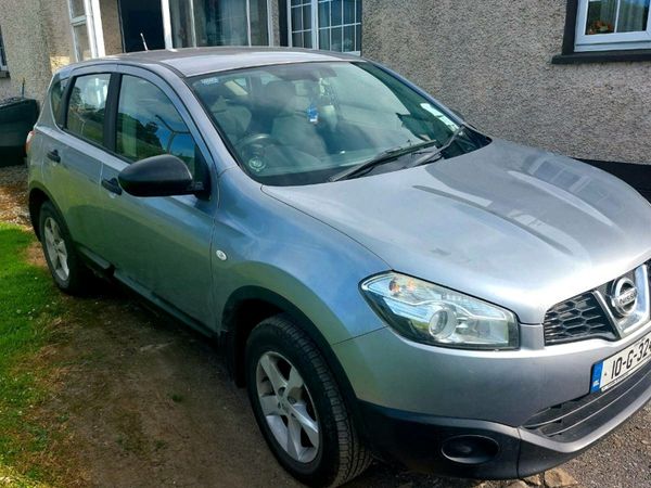 Nissan Qashqai Hatchback, Diesel, 2010, Blue