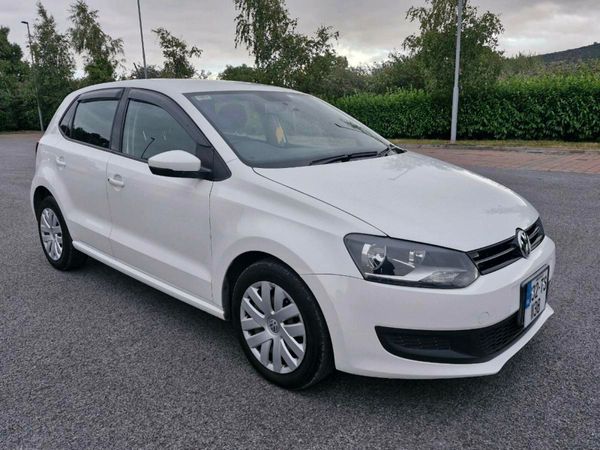 Volkswagen Polo Hatchback, Petrol, 2013, White
