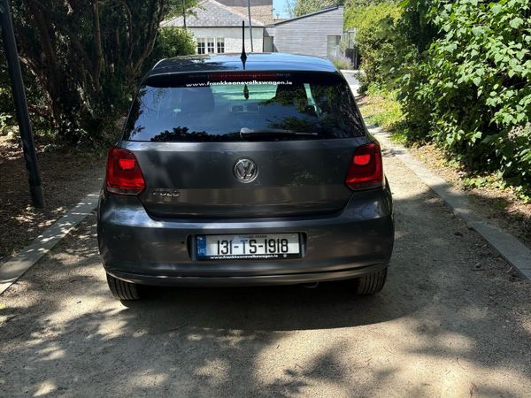 Volkswagen Polo Hatchback, Petrol, 2013, Grey