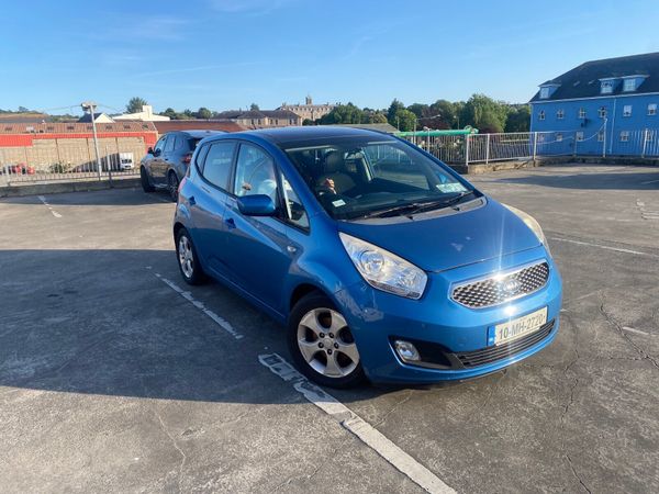 Kia Venga MPV, Diesel, 2010, Blue