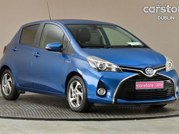 Toyota Yaris Hatchback, Petrol Hybrid, 2016, Blue