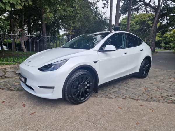 Tesla Model Y MPV, Electric, 2024, White
