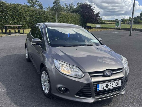 Ford Focus Hatchback, Diesel, 2012, Brown