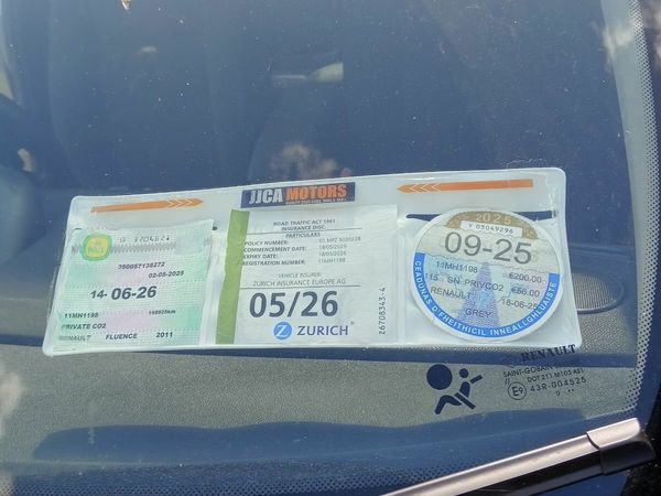 Renault Fluence Saloon, Diesel, 2011, Grey