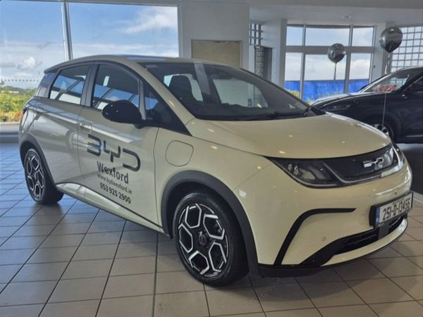 BYD DOLPHIN Hatchback, Electric, 2025, White