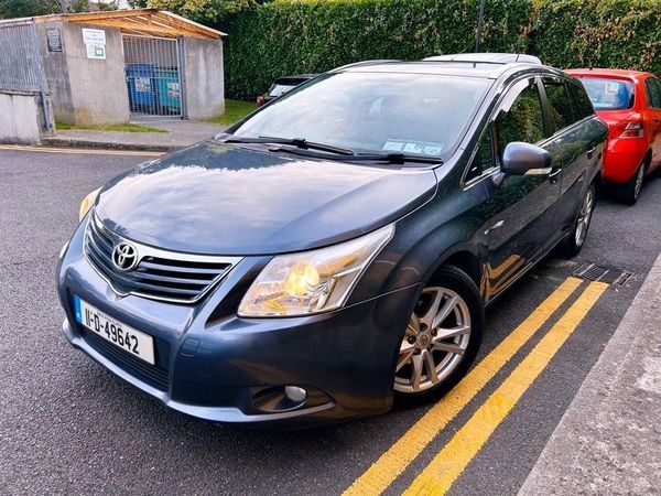 Toyota Avensis Estate, Diesel, 2011, Grey