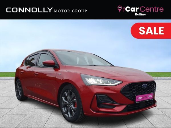Ford Focus Hatchback, Diesel, 2024, Red