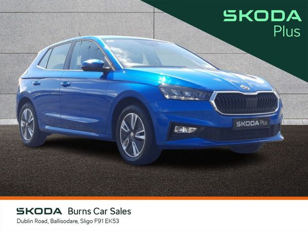 Skoda Fabia Hatchback, Petrol, 2022, Blue