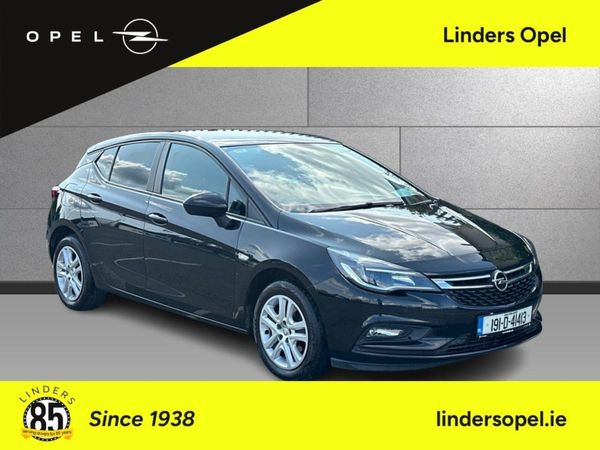 Opel Astra Hatchback, Petrol, 2019, Black
