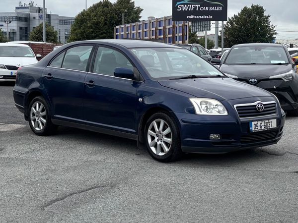 Toyota Avensis Saloon, Petrol, 2005, Blue