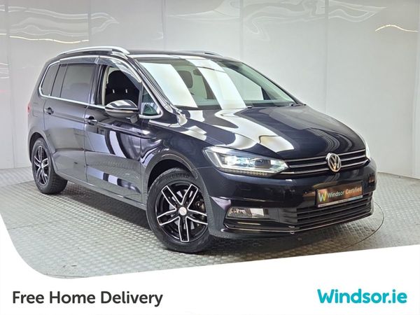 Volkswagen Touran MPV, Petrol, 2017, Black
