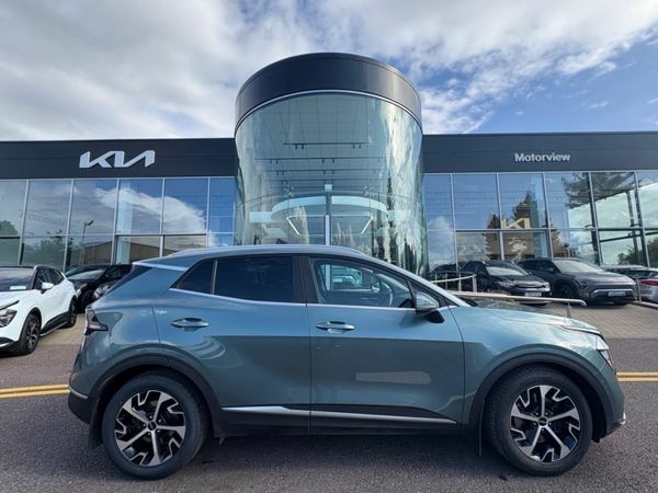 Kia Sportage MPV, Diesel, 2022, Grey