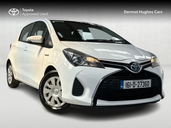 Toyota Yaris Hatchback, Petrol Hybrid, 2016, White