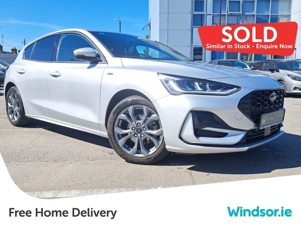Ford Focus Hatchback, Petrol, 2023, Silver