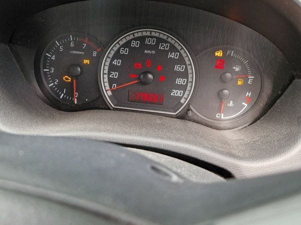 Suzuki Swift Hatchback, Petrol, 2006, Red