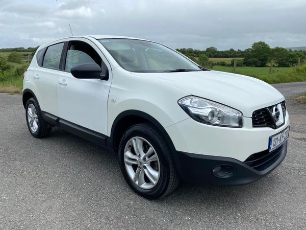 Nissan Qashqai Hatchback, Diesel, 2013, White