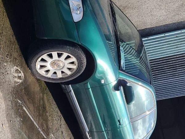 Audi A4 Saloon, Petrol, 2000, Green