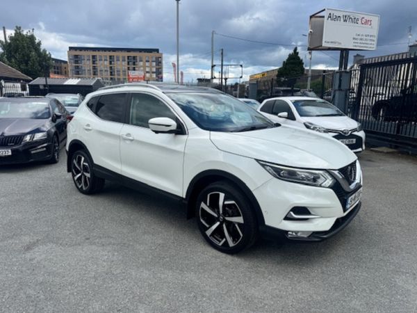 Nissan Qashqai Hatchback, Diesel, 2019, White