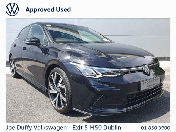 Volkswagen Golf Estate, Petrol, 2023, Black