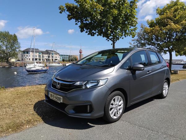 Honda Jazz Hatchback, Petrol, 2018, Grey