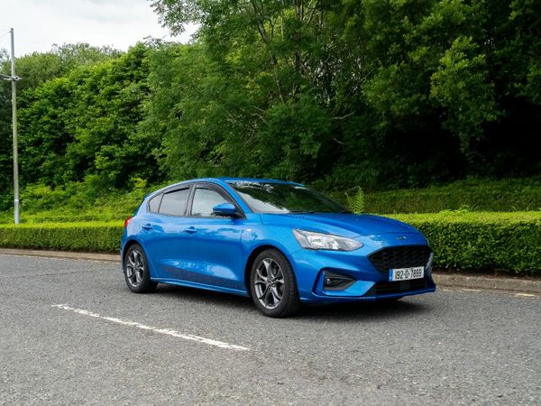 Ford Focus Hatchback, Petrol, 2019, Blue