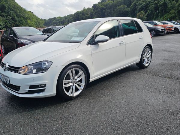 Volkswagen Golf Estate, Petrol, 2017, White