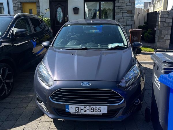 Ford Fiesta Hatchback, Petrol, 2013, Blue
