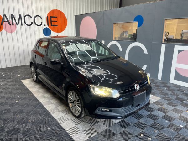 Volkswagen Polo Hatchback, Petrol, 2015, Black