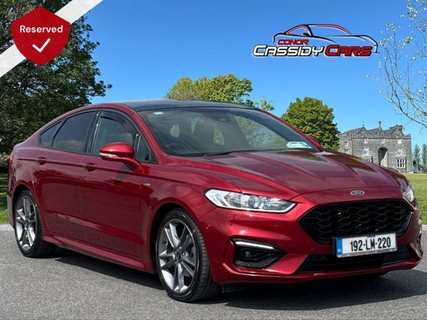 Ford Mondeo Hatchback, Diesel, 2019, Red