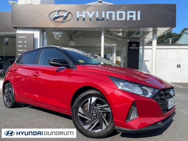 Hyundai i20 Hatchback, Petrol, 2022, Red