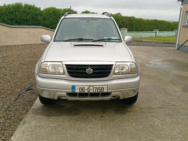 Suzuki Grand Vitara SUV, Diesel, 2006, Silver