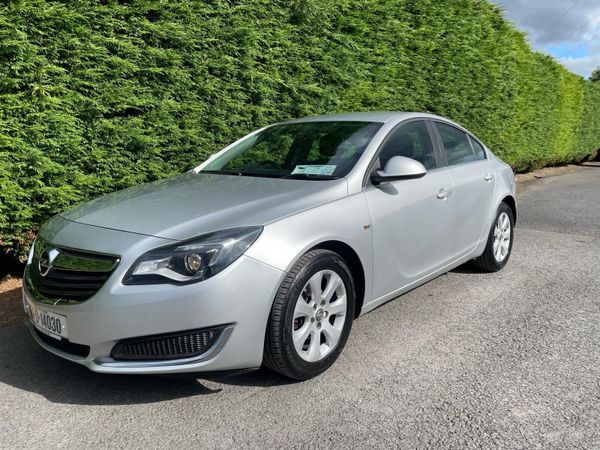 Opel Insignia Saloon, Diesel, 2016, Silver
