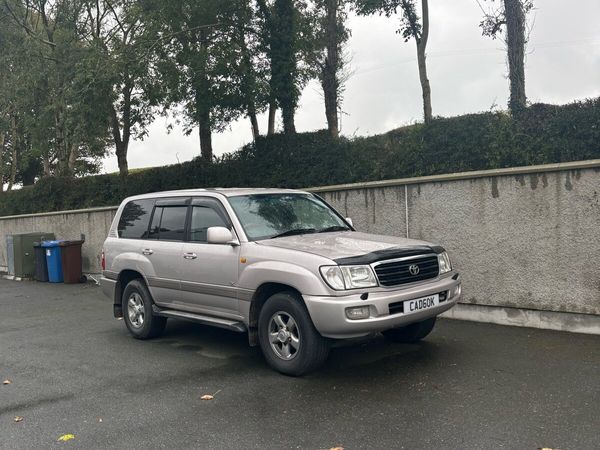 Toyota Land Cruiser SUV, Diesel, 2000, Silver
