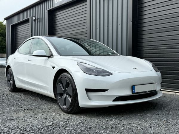 Tesla Model 3 Saloon, Electric, 2021, White