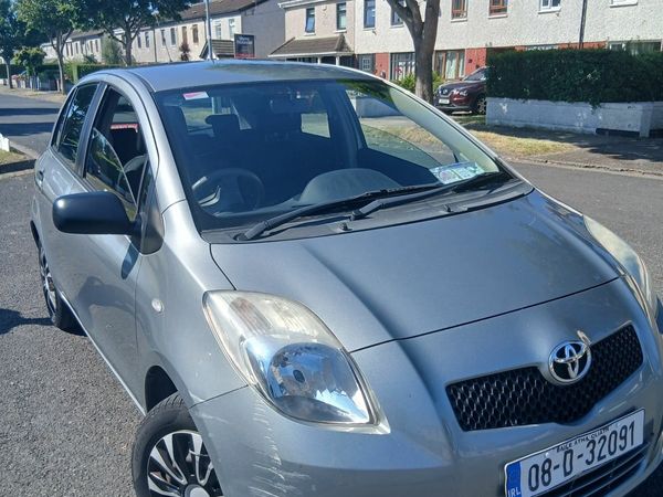 Toyota Yaris Hatchback, Petrol, 2008, Silver