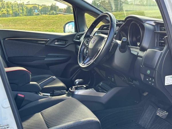Honda Fit Hatchback, Petrol Hybrid, 2018, White