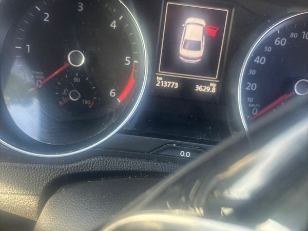 Volkswagen Passat Saloon, Diesel, 2016, Grey