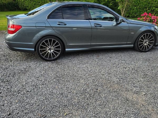 Mercedes-Benz C-Class Saloon, Diesel, 2011, Grey