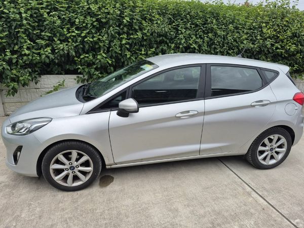 Ford Fiesta Hatchback, Petrol, 2018, Grey