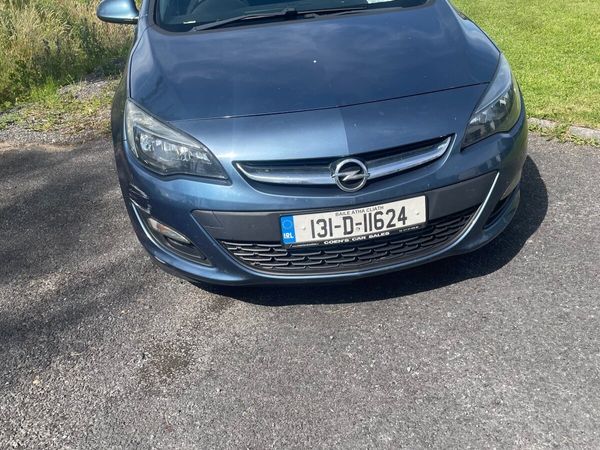 Opel Astra MPV, Petrol, 2013, Blue