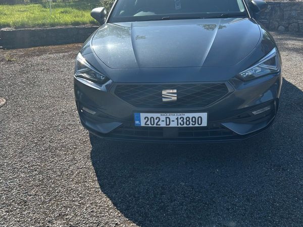 SEAT Leon Estate, Diesel, 2020, Grey
