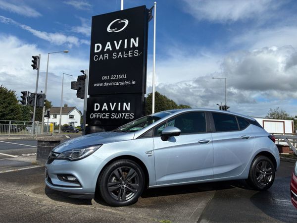 Opel Astra Hatchback, Diesel, 2019, Grey