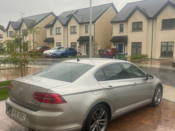Volkswagen Passat Saloon, Diesel, 2016, Silver