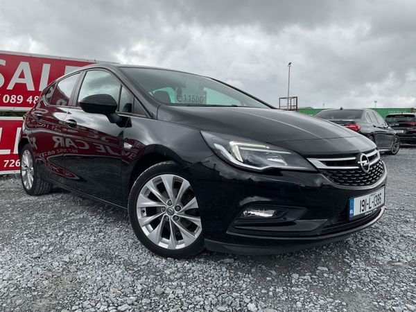 Opel Astra Hatchback, Diesel, 2019, Black
