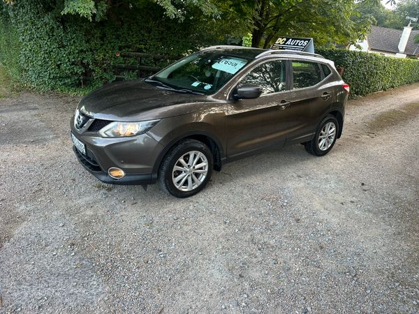 Nissan Qashqai Hatchback, Diesel, 2016, Brown