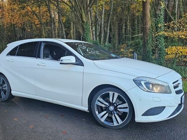 Mercedes-Benz A-Class Hatchback, Petrol, 2014, White