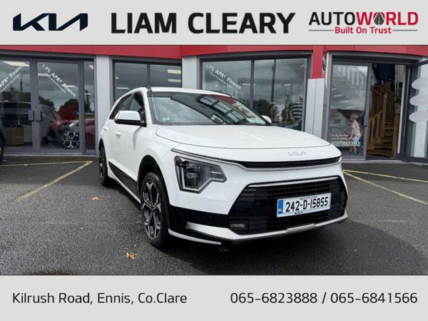 Kia Niro MPV, Petrol Plug-in Hybrid, 2024, White